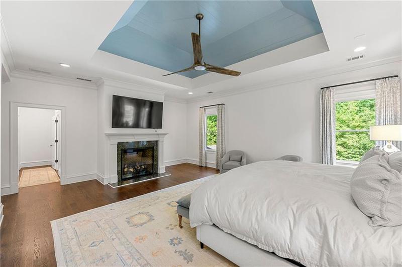 Image for property 4005 Stratford Road, Atlanta, GA 30342