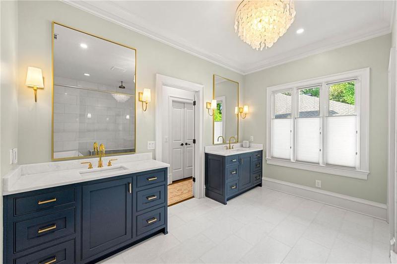 Image for property 4005 Stratford Road, Atlanta, GA 30342