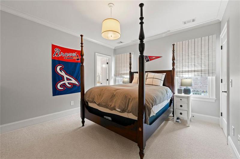 Image for property 4005 Stratford Road, Atlanta, GA 30342