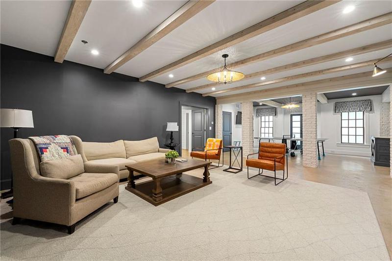 Image for property 4005 Stratford Road, Atlanta, GA 30342