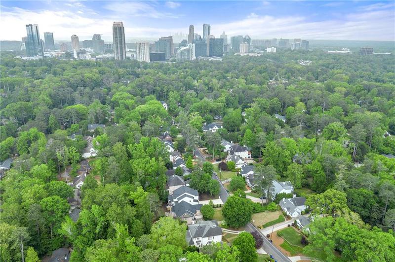 Image for property 4005 Stratford Road, Atlanta, GA 30342