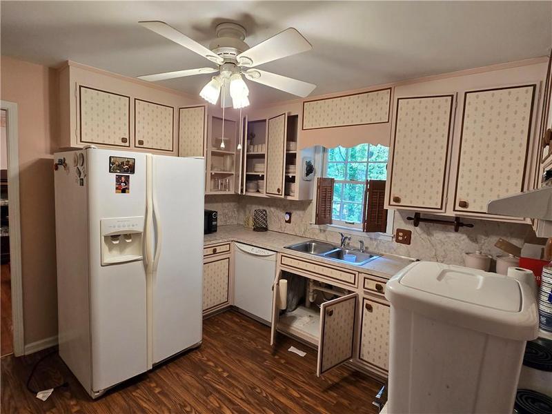 Image for property 1810 Trophy Drive, Marietta, GA 30062