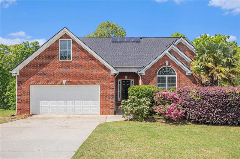 Image for property 814 Coosawilla Way, Winder, GA 30680