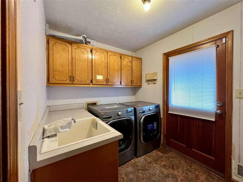 Image for property 25 Dogwood Court, Mcdonough, GA 30252