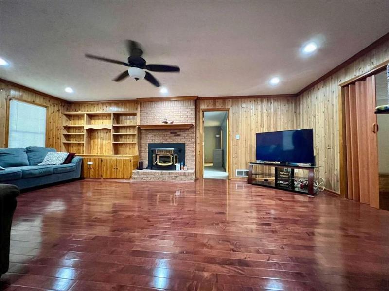 Image for property 25 Dogwood Court, Mcdonough, GA 30252