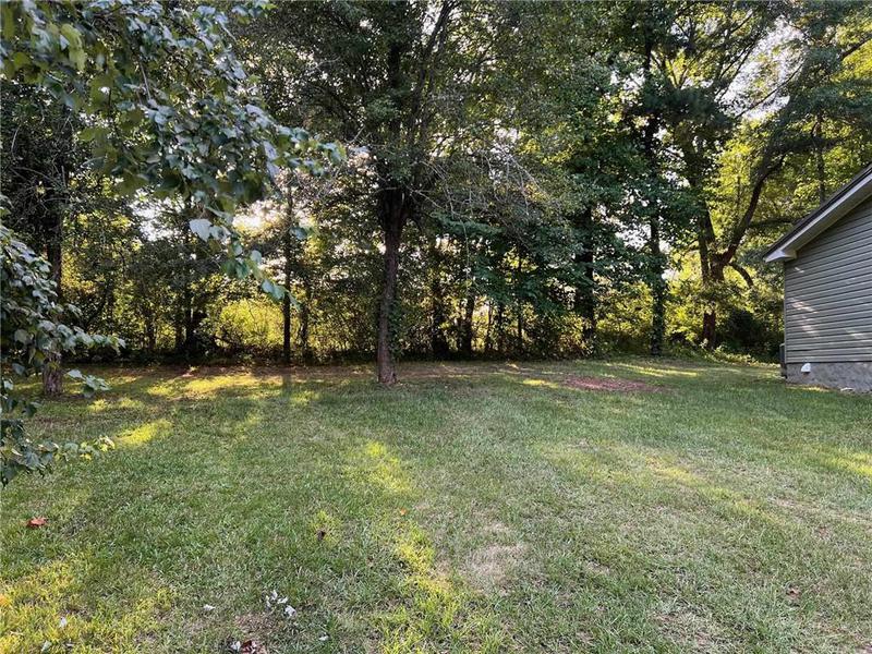 Image for property 131 Maddox, Carrollton, GA 30117