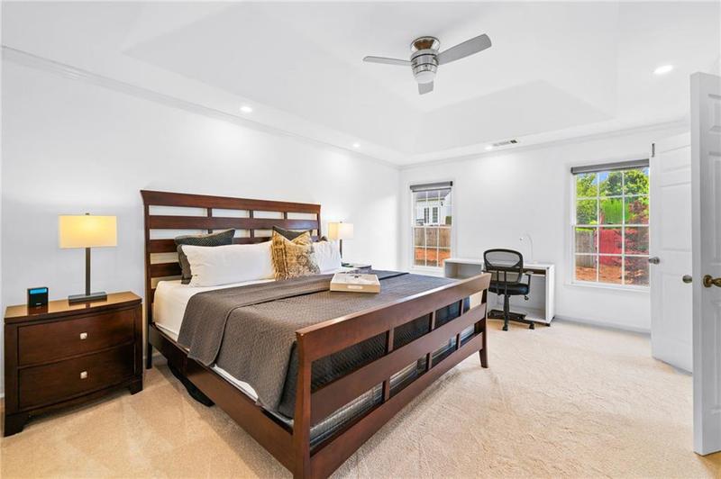 Image for property 560 Edgehill Place, Johns Creek, GA 30022