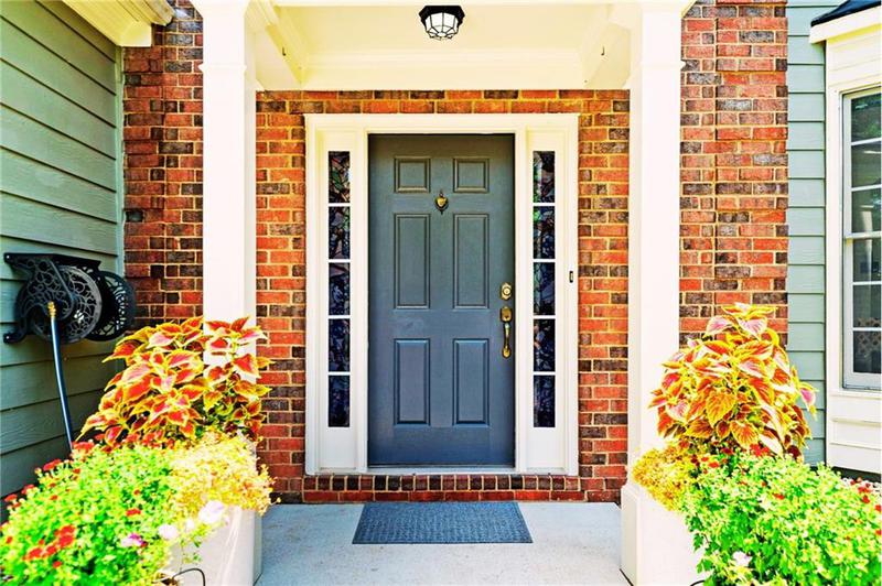 Image for property 560 Edgehill Place, Johns Creek, GA 30022