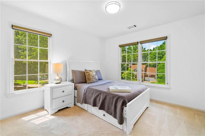 Image for property 560 Edgehill Place, Johns Creek, GA 30022