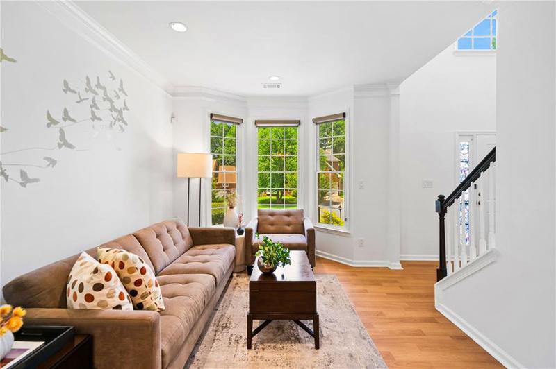 Image for property 560 Edgehill Place, Johns Creek, GA 30022