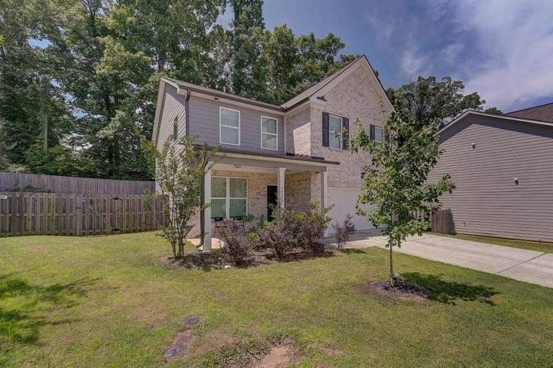 Image for property 2248 Annes Lake Circle, Lithonia, GA 30058