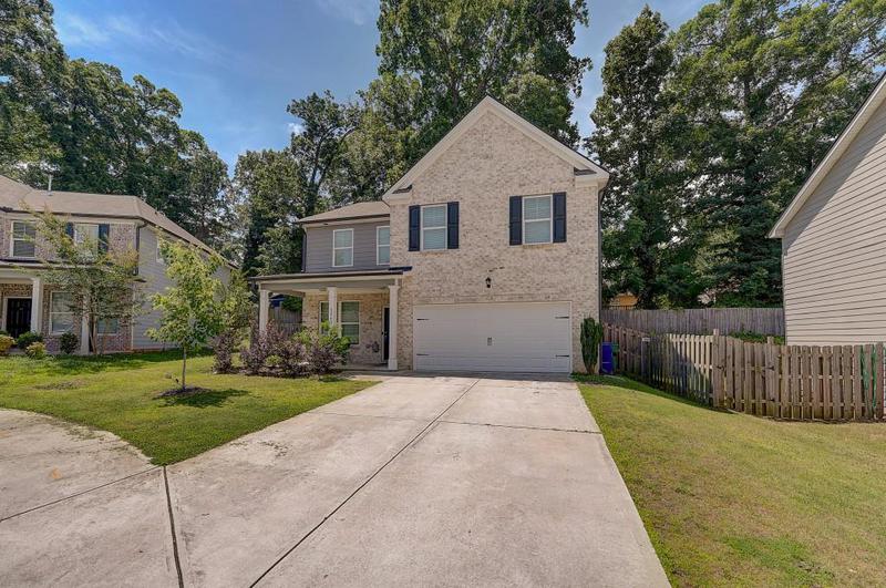 Image for property 2248 Annes Lake Circle, Lithonia, GA 30058