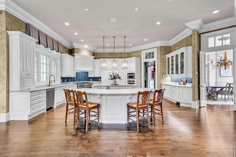 Image for property 10955 Stroup Road, Roswell, GA 30075