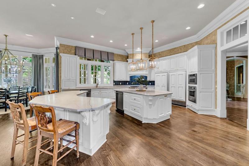 Image for property 10955 Stroup Road, Roswell, GA 30075