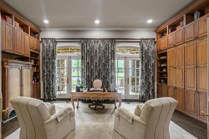 Image for property 10955 Stroup Road, Roswell, GA 30075