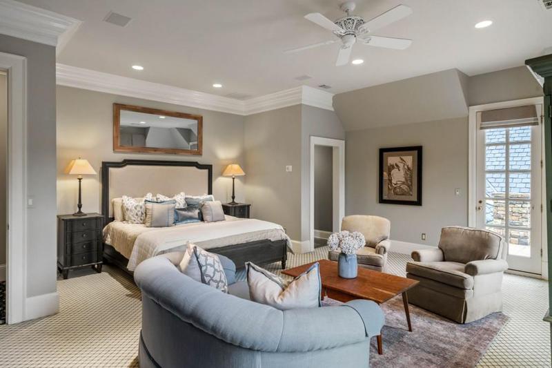 Image for property 10955 Stroup Road, Roswell, GA 30075