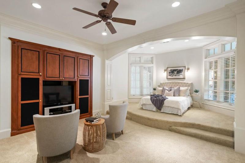 Image for property 10955 Stroup Road, Roswell, GA 30075