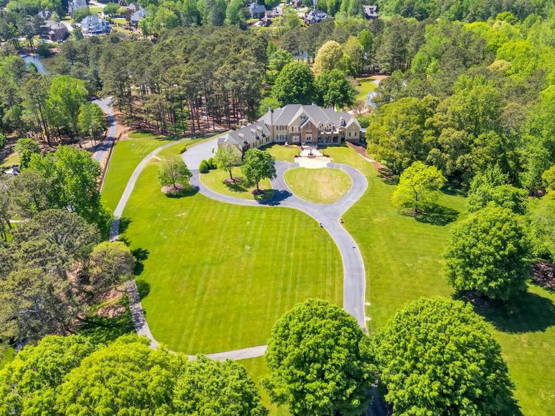 Image for property 10955 Stroup Road, Roswell, GA 30075