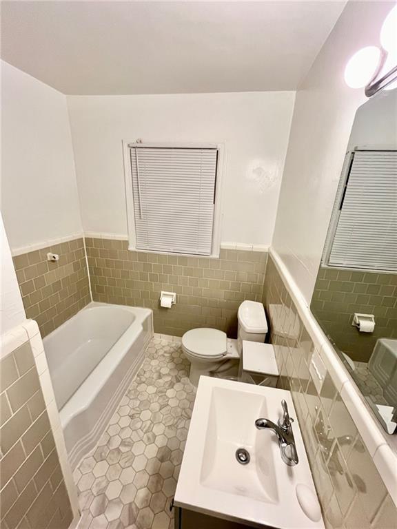 Image for property 1331 Bluefield Drive, Atlanta, GA 30310