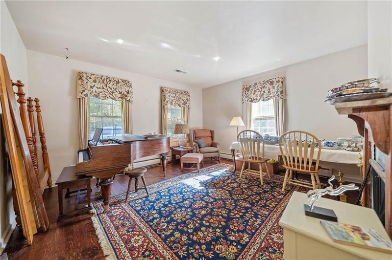 Image for property 1765 Holly Springs Road, Marietta, GA 30062