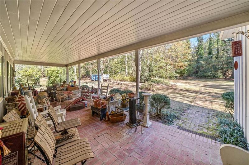 Image for property 1765 Holly Springs Road, Marietta, GA 30062