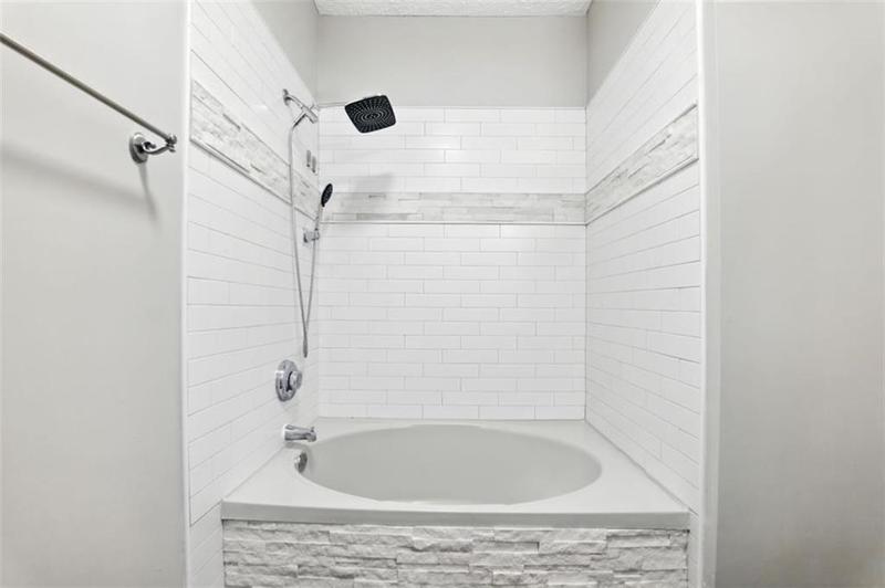 Image for property 1250 Parkwood Circle SE 1110, Atlanta, GA 30339