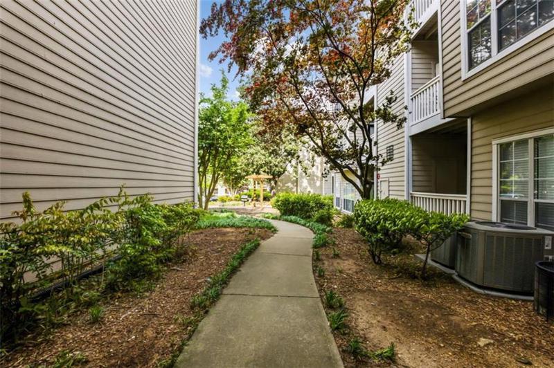 Image for property 1250 Parkwood Circle SE 1110, Atlanta, GA 30339