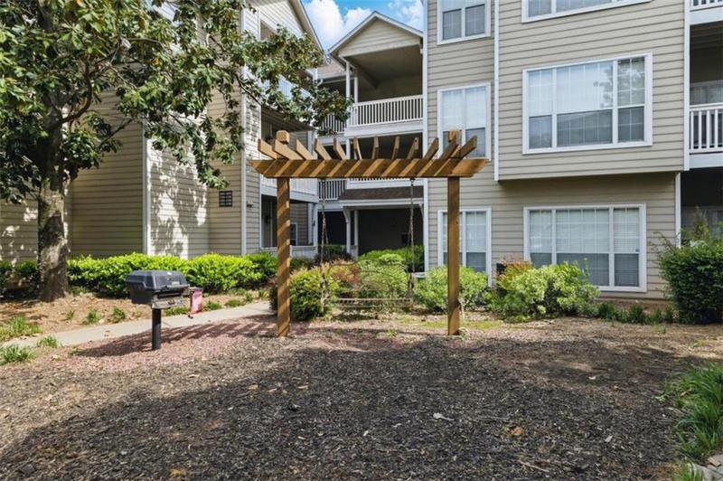 Image for property 1250 Parkwood Circle SE 1110, Atlanta, GA 30339