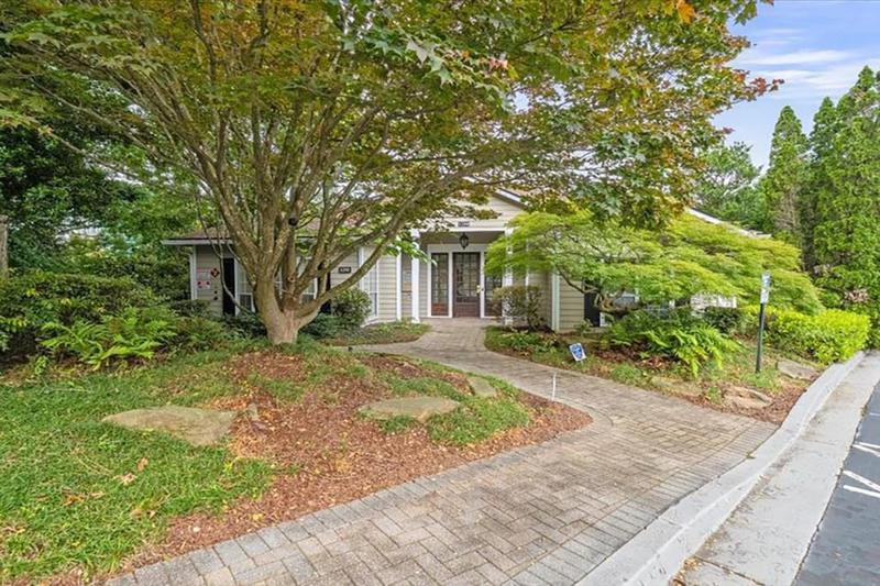 Image for property 1250 Parkwood Circle SE 1110, Atlanta, GA 30339