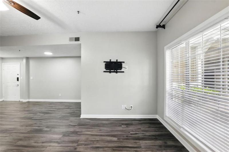 Image for property 1250 Parkwood Circle SE 1110, Atlanta, GA 30339