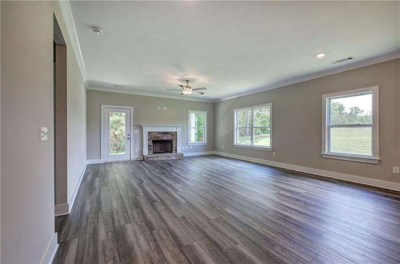 Image for property 111 Sunflower Circle, Cartersville, GA 30121