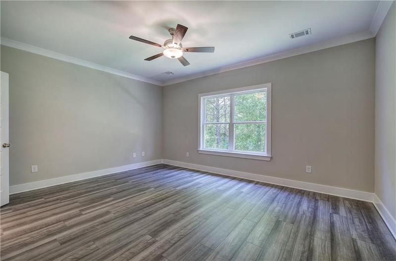 Image for property 111 Sunflower Circle, Cartersville, GA 30121