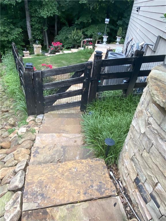 Image for property 9240 Hollywood Drive, Gainesville, GA 30506