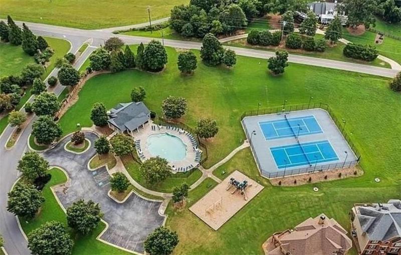 Image for property 9240 Hollywood Drive, Gainesville, GA 30506