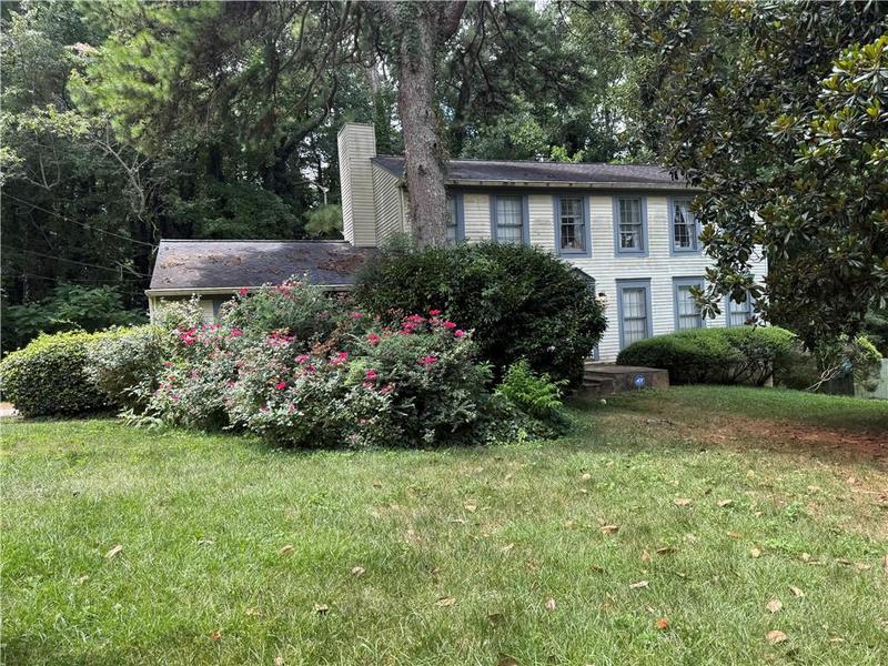 Image for property 4709 Aberdeen Lane, Stone Mountain, GA 30083