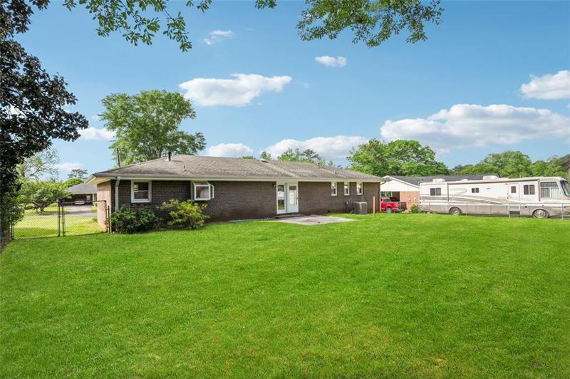 Image for property 129 WOODMONT Drive, Griffin, GA 30224