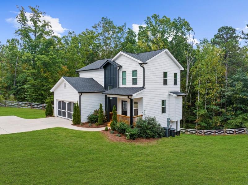Image for property 8615 Bethel Road, Gainesville, GA 30506