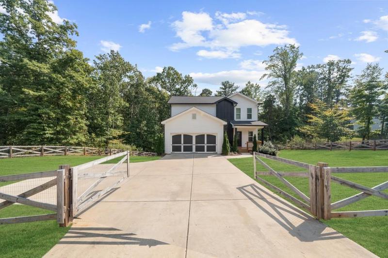 Image for property 8615 Bethel Road, Gainesville, GA 30506