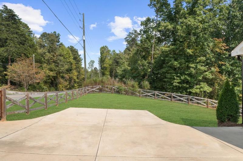 Image for property 8615 Bethel Road, Gainesville, GA 30506