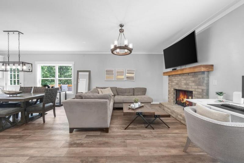 Image for property 8615 Bethel Road, Gainesville, GA 30506