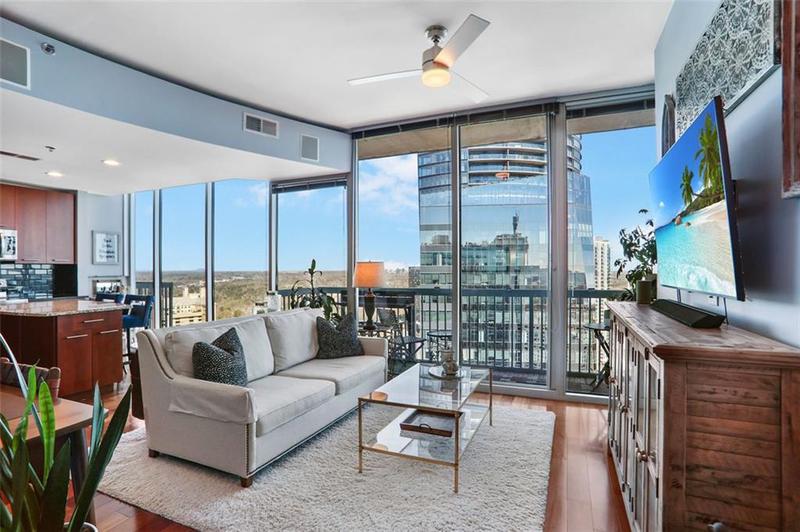 Image for property 3324 Peachtree Road 2807, Atlanta, GA 30326