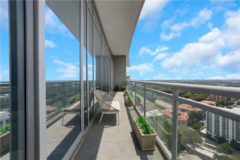 Image for property 1065 Peachtree Street 3003, Atlanta, GA 30309