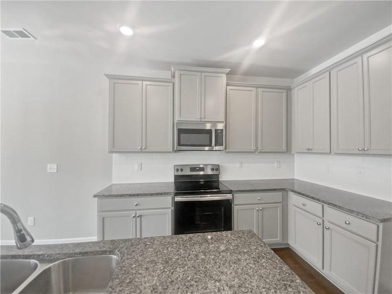 Image for property 7119 Gladstone Circle, Lithonia, GA 30038