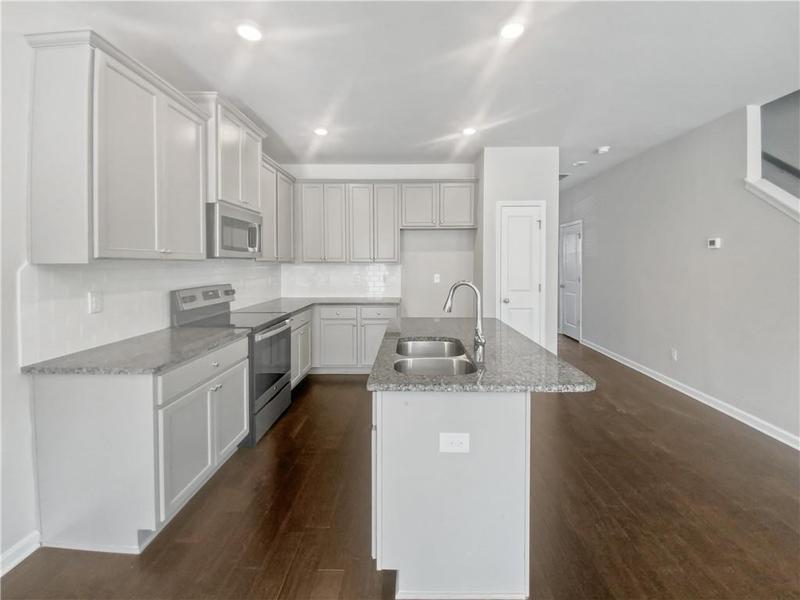 Image for property 7119 Gladstone Circle, Lithonia, GA 30038