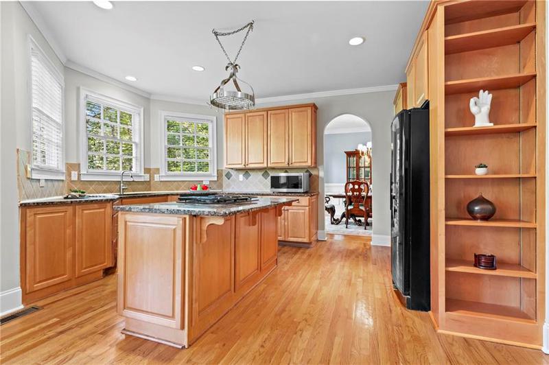 Image for property 1169 Dawn View Lane, Atlanta, GA 30327