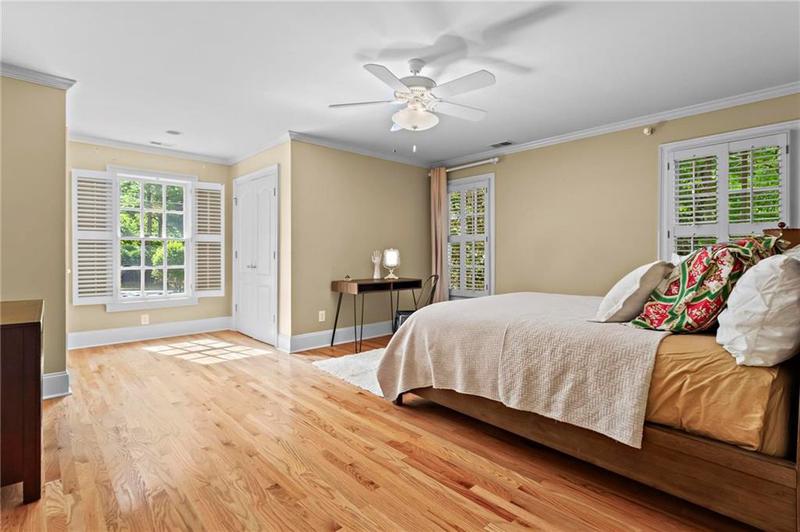 Image for property 1169 Dawn View Lane, Atlanta, GA 30327