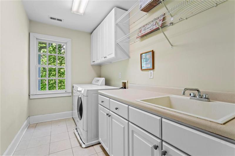 Image for property 1169 Dawn View Lane, Atlanta, GA 30327