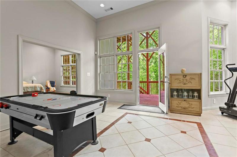 Image for property 1169 Dawn View Lane, Atlanta, GA 30327