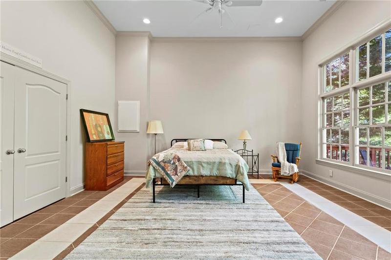 Image for property 1169 Dawn View Lane, Atlanta, GA 30327