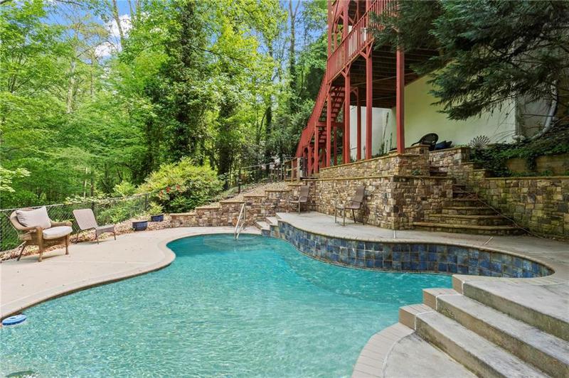 Image for property 1169 Dawn View Lane, Atlanta, GA 30327